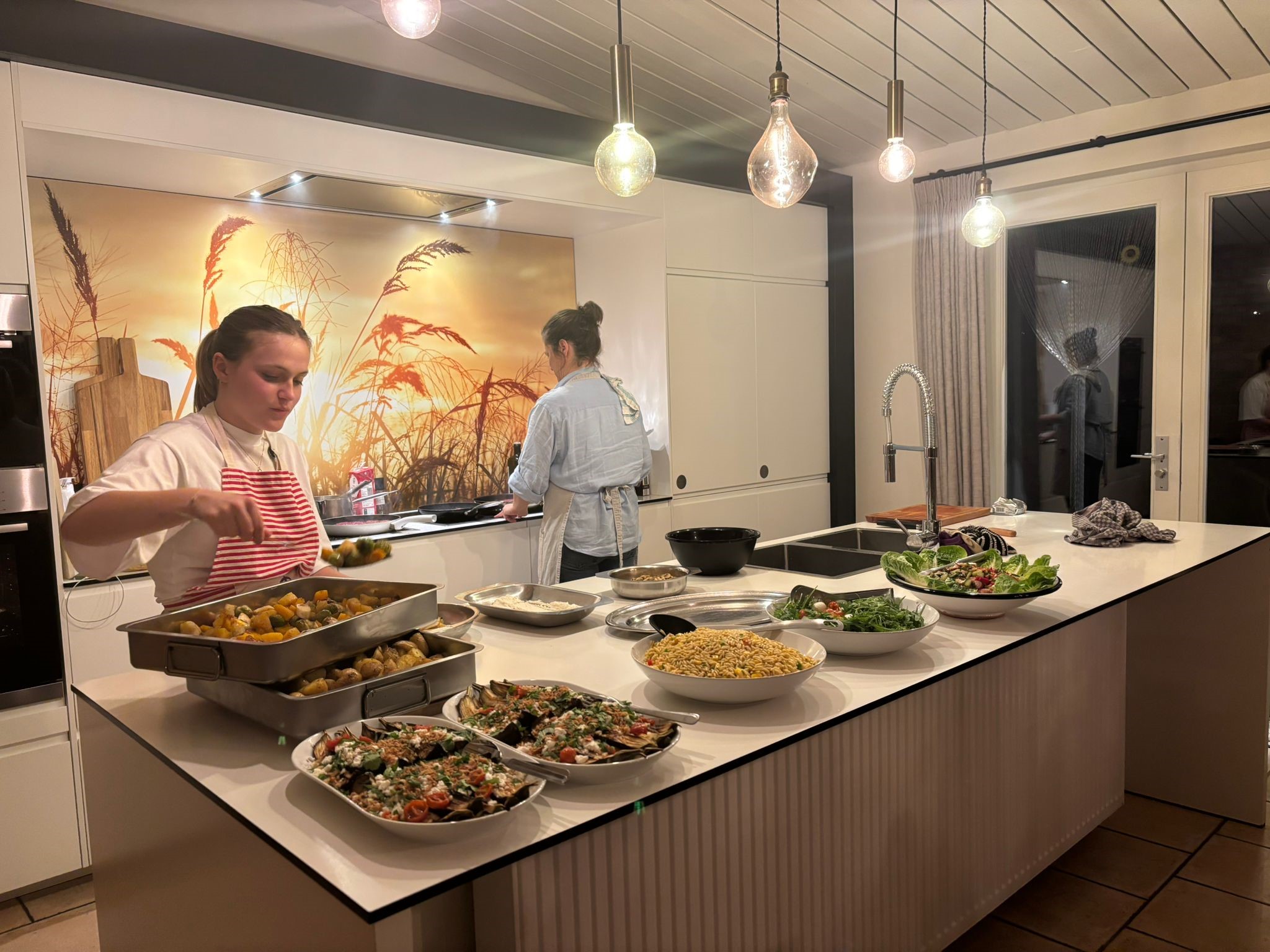 Aan tafel in Het Riethuis